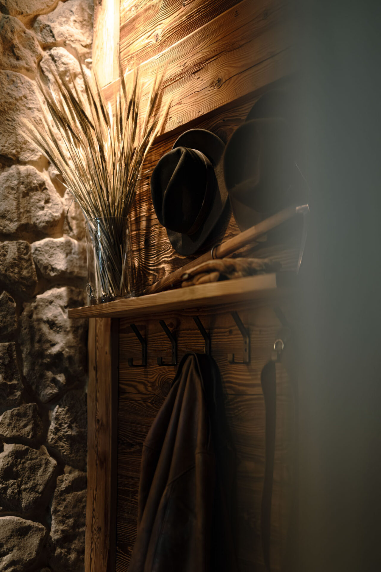 ©MelanieUhkoetter_Rougemont Interiors_Lifestyle La Manche_DSC_8108_250808_high
